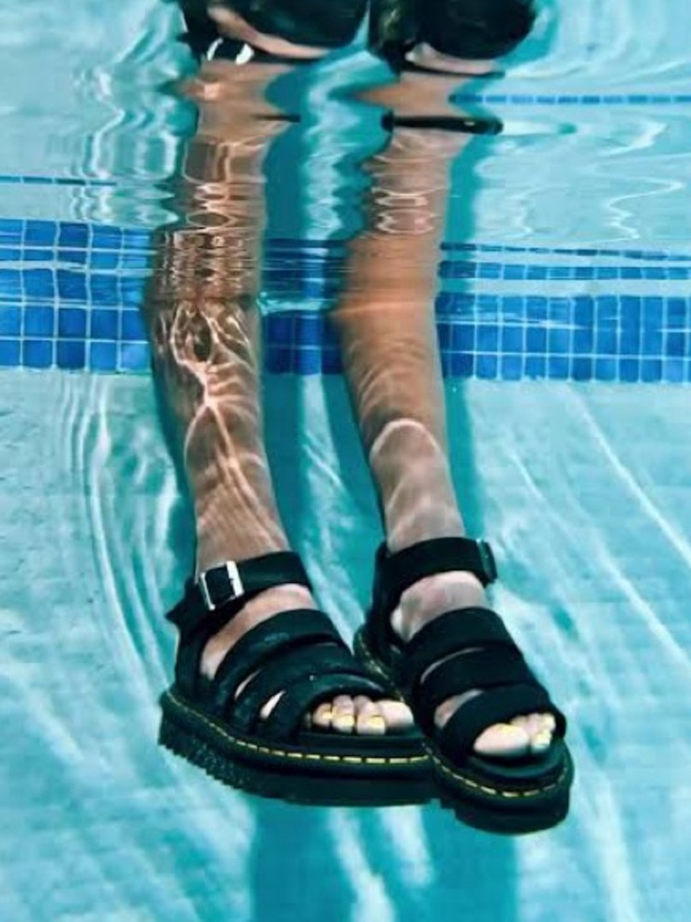 Dr Marten’s Blaire Sandal in Black Hydroleather 9